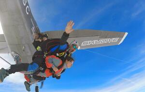 Kemp-air parachutisme à l'aéroport de Pluguffan