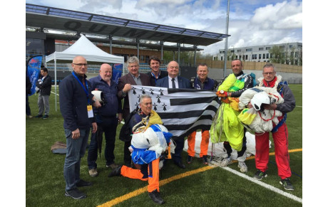 Inauguration d'un stade le 13 avril 2016