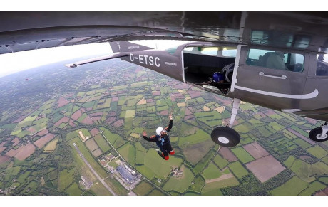 Votre 1er saut en Parachute et en solo..
