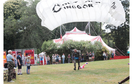 Saut de commémoration à Scaër