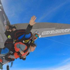 Kemp-air parachutisme à l'aéroport de Pluguffan
